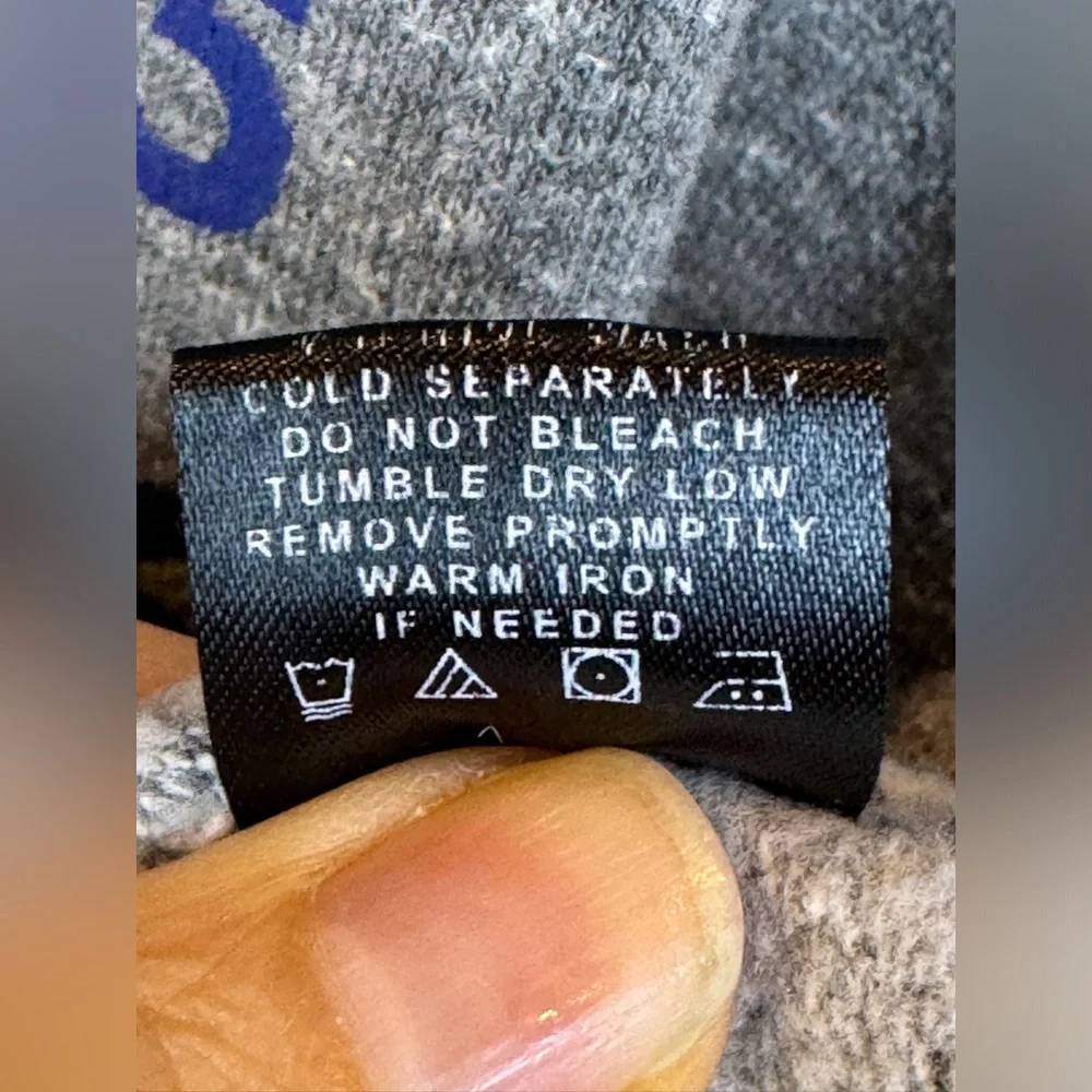 ✨Host Puck✨Men’s NFL New York Giants Hoodie- Sz Medium - Picture 8 of 9